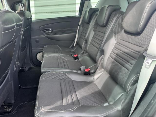 Renault Scénic image 1