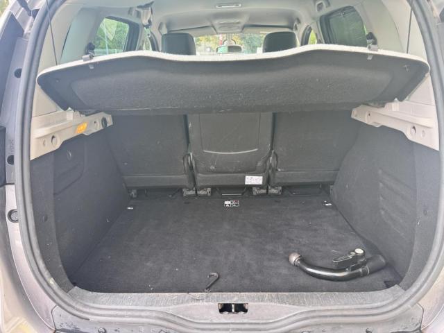Renault Scénic image 2