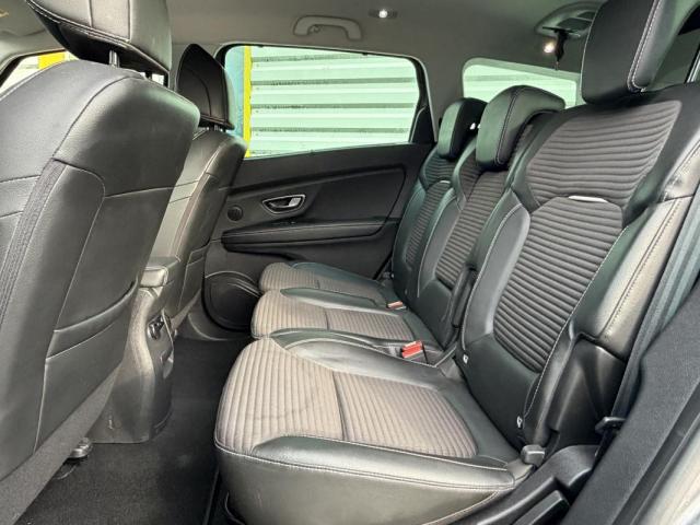 Renault Grand Scénic image 6