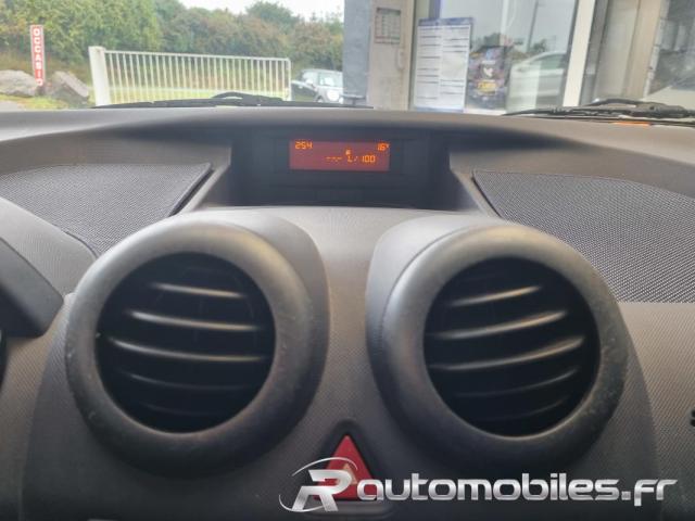 Peugeot 1007 image 6