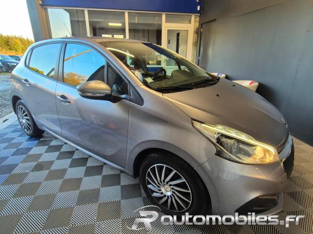 Peugeot 208 image 9