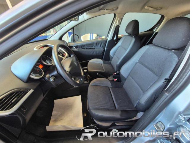 Peugeot 207 image 9