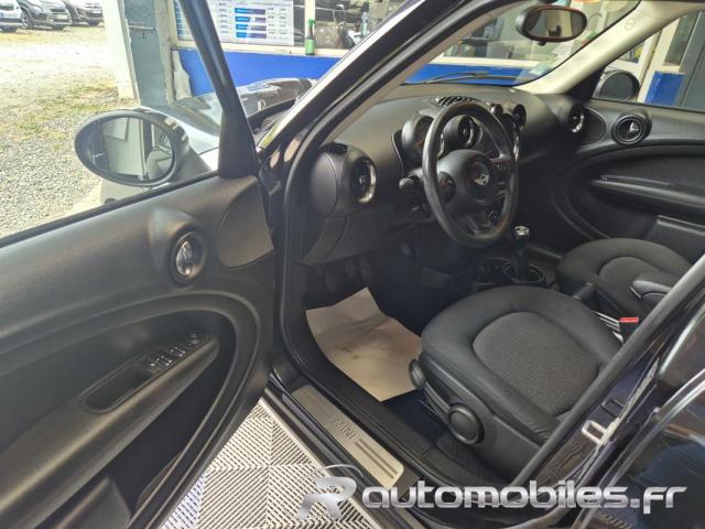Mini Countryman image 2