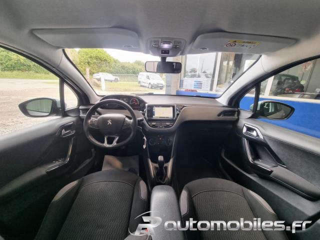 Peugeot 208 image 7