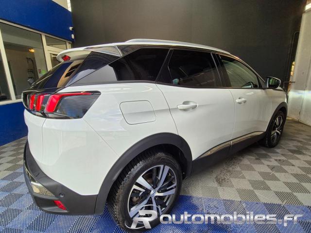 Peugeot 3008 image 3