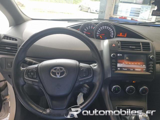 Toyota Verso image 3