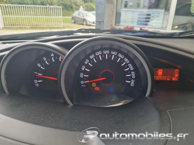 Toyota Verso image 2
