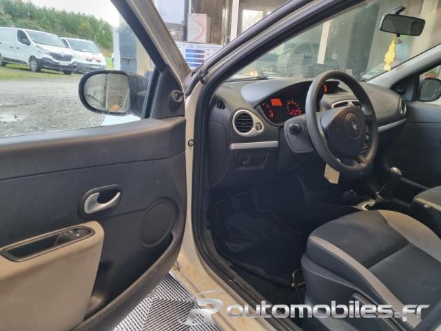 Renault Clio image 8