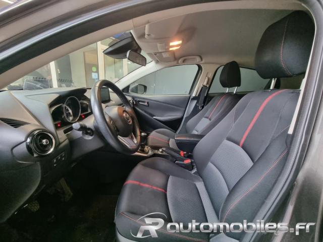 Mazda 2 image 2