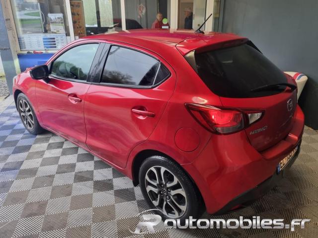 Mazda 2 image 2