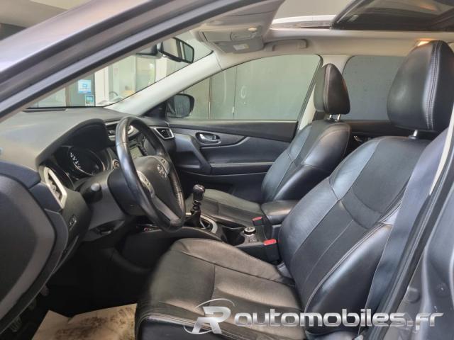 Nissan X-Trail image 1