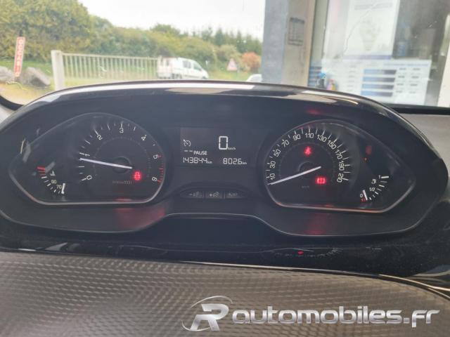 Peugeot 208 image 3