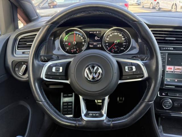 Volkswagen Golf image 8