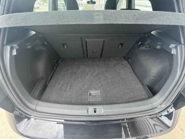 Volkswagen Golf image 6