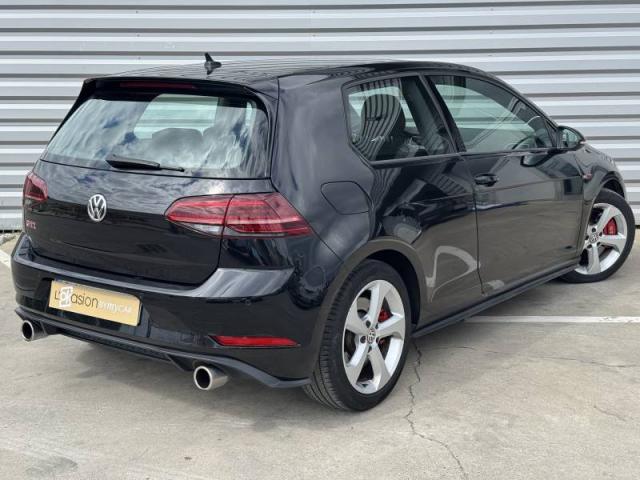 Volkswagen Golf image 4
