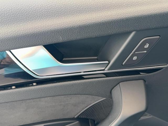 Audi Q5 image 6