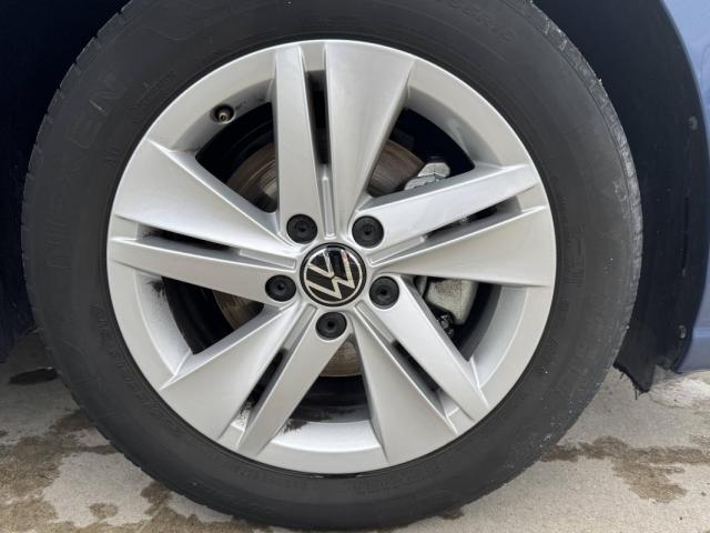 Volkswagen Golf image 4
