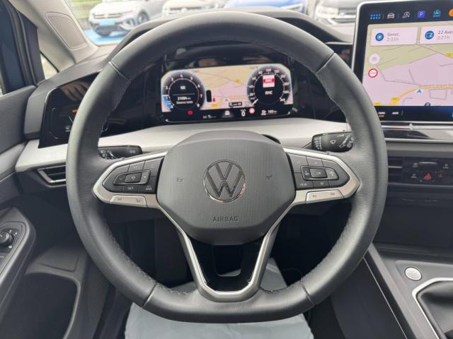 Volkswagen Golf image 6