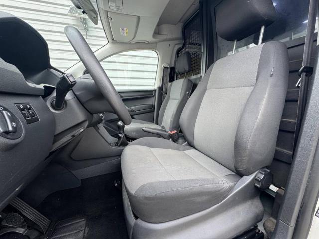 Volkswagen Caddy Van image 4