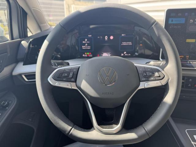 Volkswagen Golf image 1