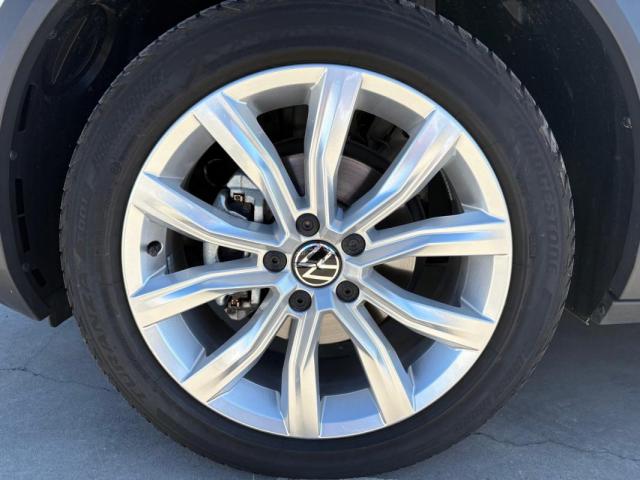 Volkswagen T-Roc image 6