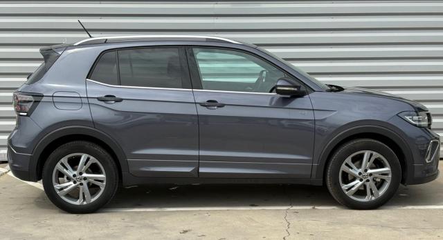 Volkswagen T-Cross image 2