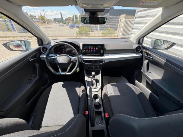 Seat Arona image 2