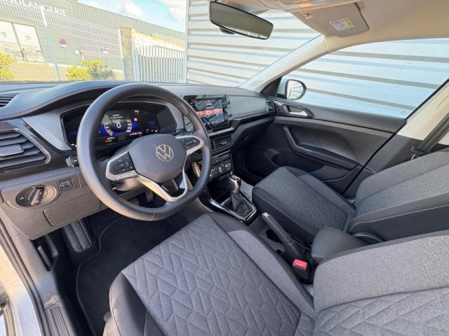 Volkswagen T-Cross image 2