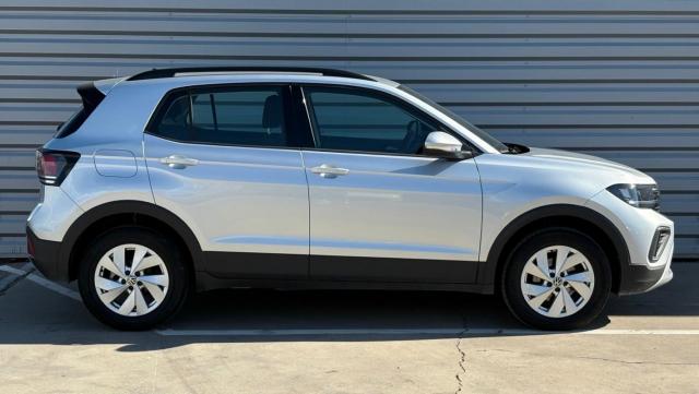 Volkswagen T-Cross image 9