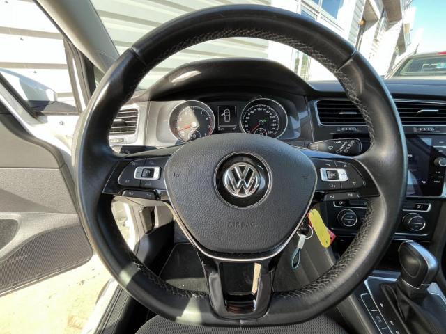 Volkswagen Golf image 7