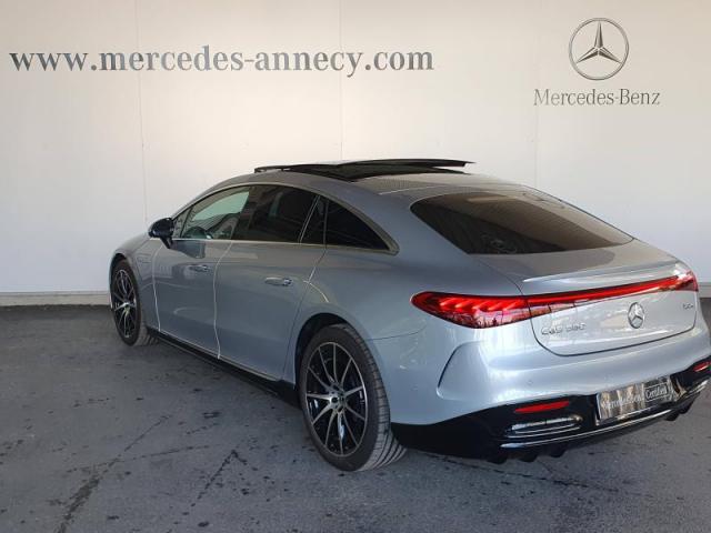 Mercedes Benz Eqs image 8