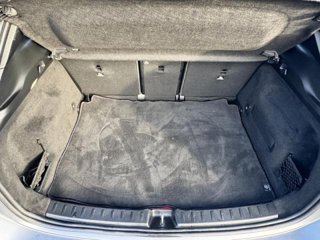 Mercedes Benz Gla image 6