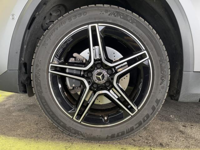 Mercedes Benz Gla image 1