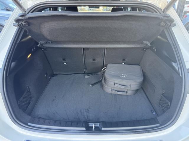 Mercedes Benz Gla image 6
