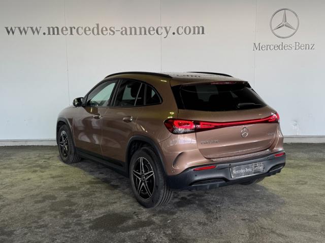 Mercedes Benz Eqa image 8