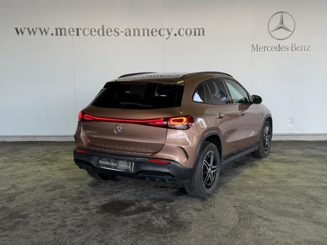 Mercedes Benz Eqa image 3