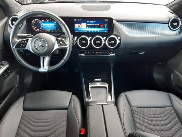 Mercedes Benz Gla image 5