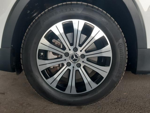 Mercedes Benz Eqb image 8
