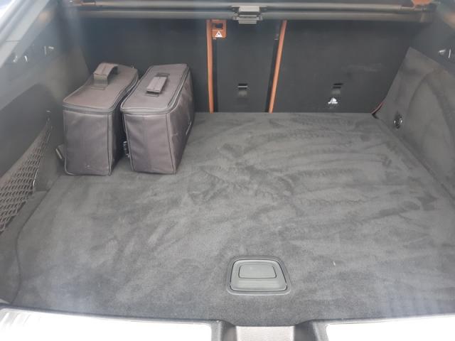 Mercedes Benz Glc image 8