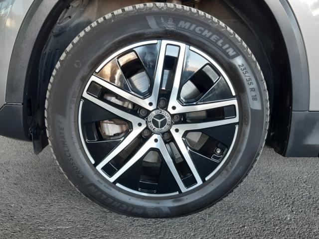 Mercedes Benz Gla image 1