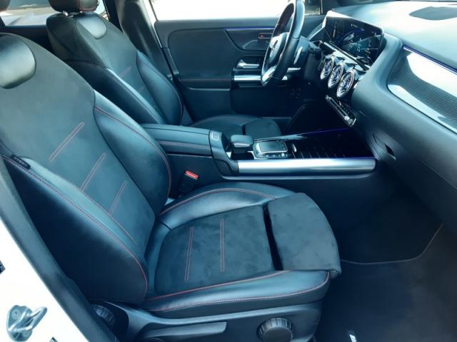 Mercedes Benz Gla image 4