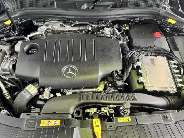 Mercedes Benz Gla image 3