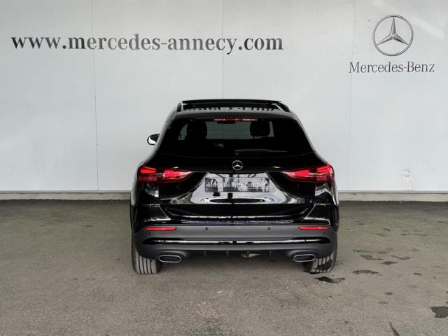 Mercedes Benz Gla image 1
