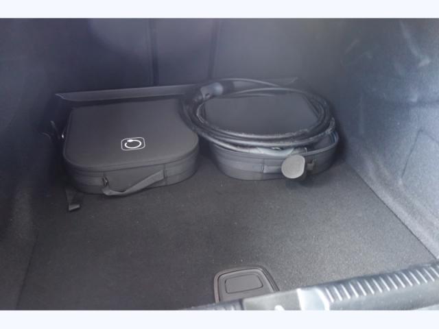 Mercedes Benz Eqe image 6
