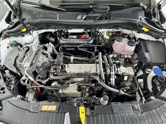 Mercedes Benz Eqa image 1