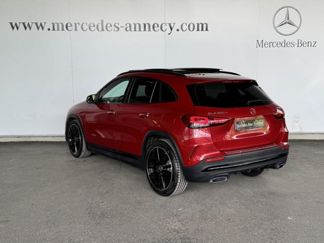 Mercedes Benz Gla image 8