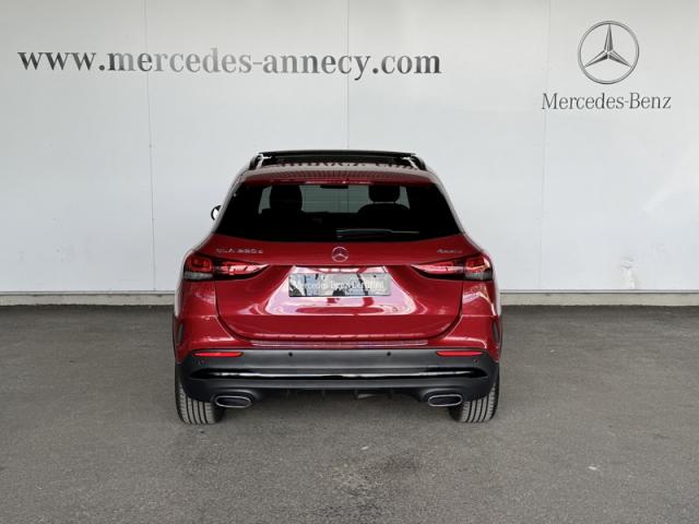 Mercedes Benz Gla image 1