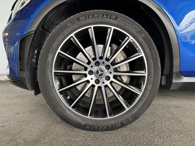 Mercedes Benz Glc image 9