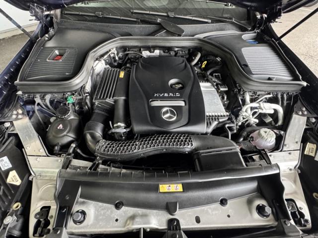 Mercedes Benz Glc image 4