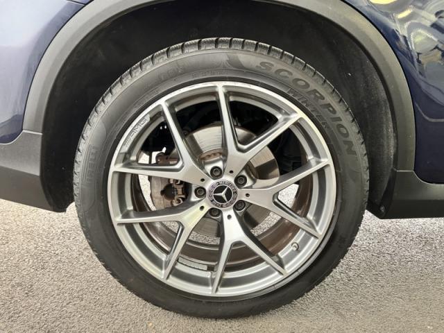 Mercedes Benz Glc image 5
